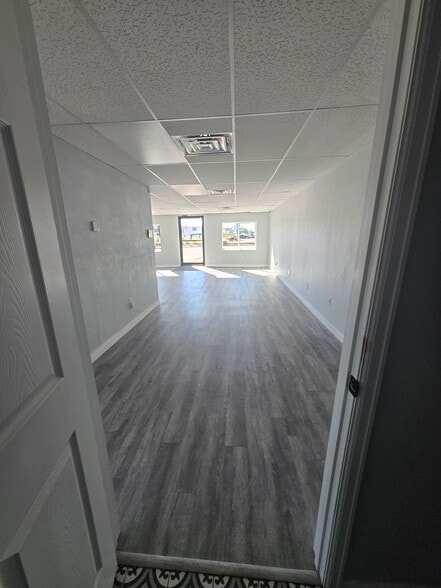 More Photos Of 2318-2332 E Platte Ave, Colorado Springs Freestanding For Lease