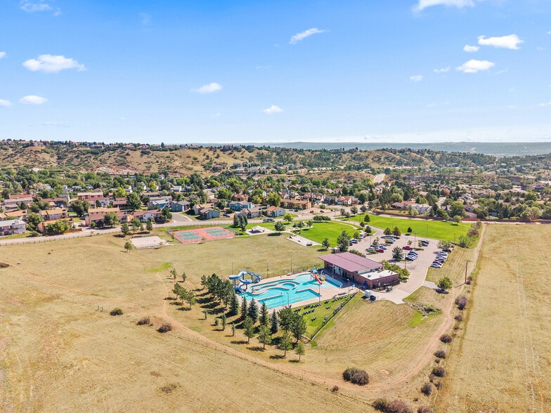 More Photos Of 2350 Split Rock Dr, Colorado Springs Apartments For Sale