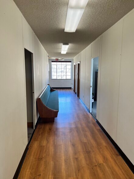 More Photos Of 5757 Blue Ridge Blvd, Raytown Religious Facility For Sale