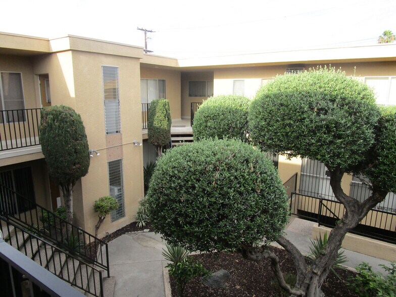 More Photos Of 7117 Rugby Ave, Huntington Park Apartments For Sale