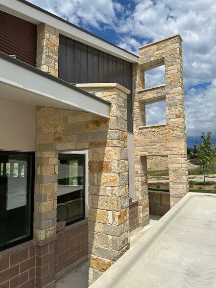 More Photos Of 13341 W Highway 290, Austin Medical For Sale