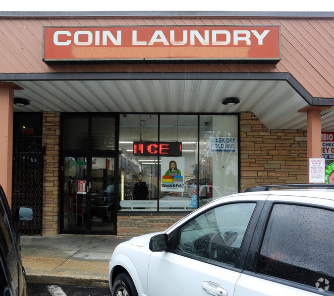 More Photos Of 2211-2321 University Blvd W, Silver Spring Freestanding For Lease