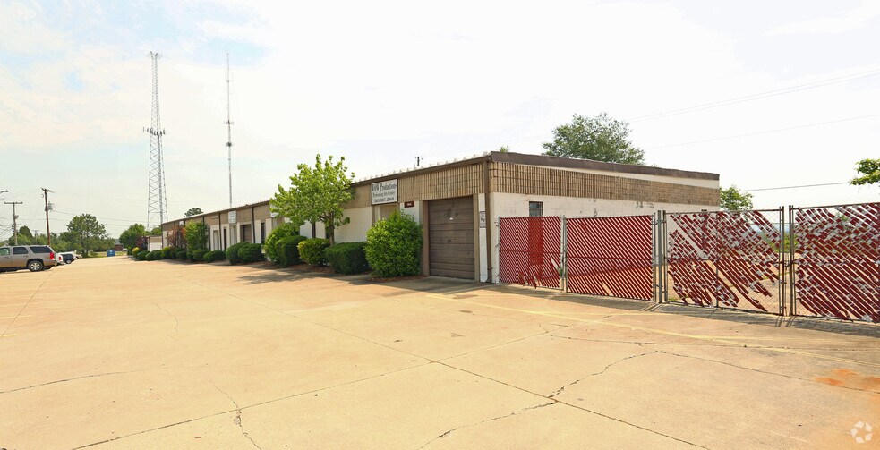 More Photos Of 5816 Shakespeare Rd, Columbia Light Distribution For Lease