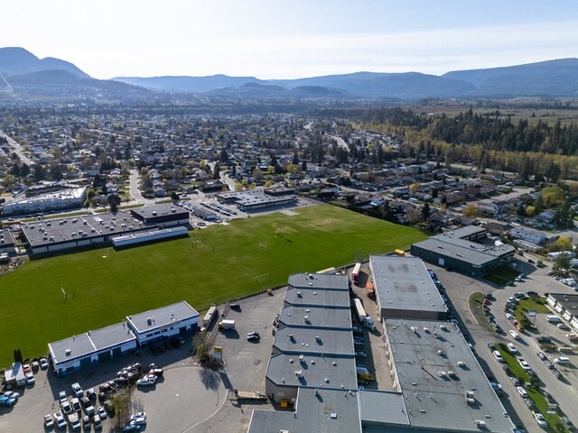 More Photos Of 360 Spedding Crt, Kelowna Warehouse For Lease