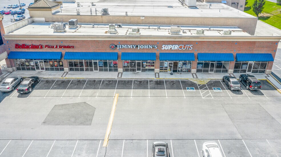 More Photos Of 377 W Jackson St, Cookeville Unknown For Lease