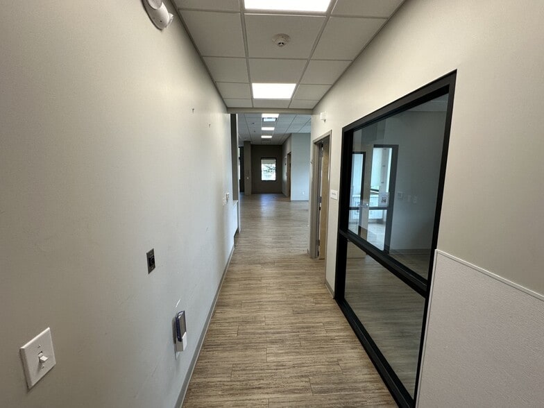More Photos Of 422 Drive In Ln, Moncks Corner Medical For Lease