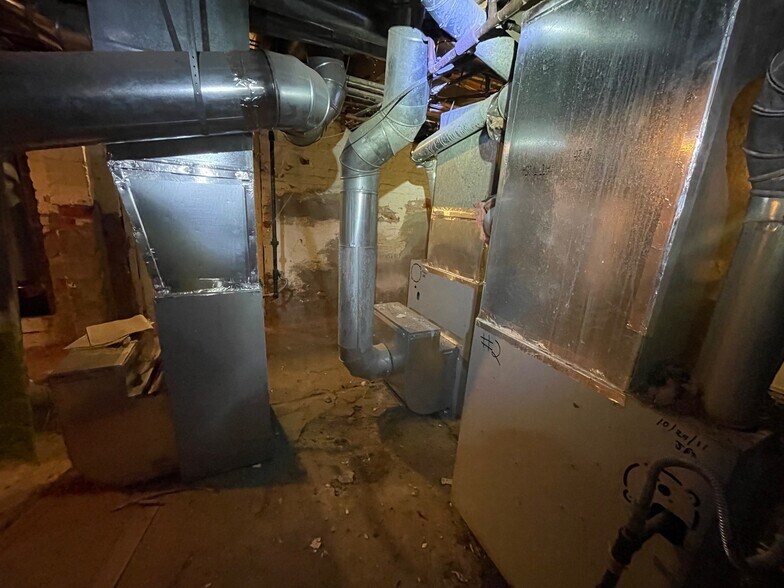 More Photos Of 101 Comstock Ave, Syracuse Apartments For Sale