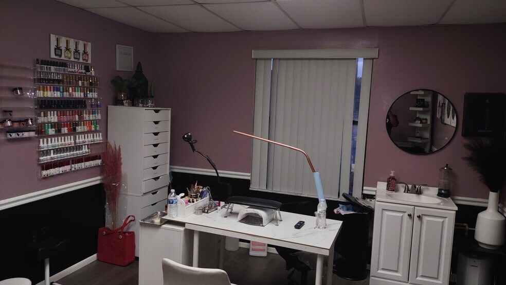 More Photos Of , Fort Myers Office For Sale