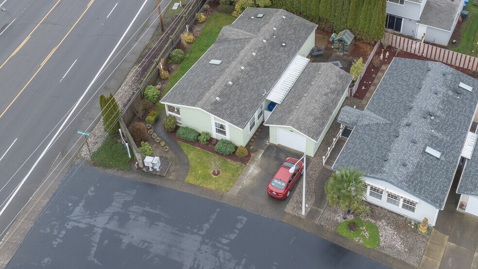 More Photos Of 3445 Hidden View Ln NE, Salem Manufactured Housing Mobile Home Park For Sale