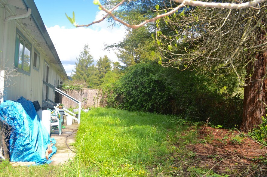 More Photos Of 5800 Valley Dr, Felton Apartments For Sale