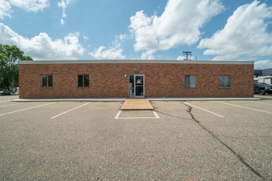 More Photos Of 9130 Grand Ave S, Bloomington Warehouse For Sale