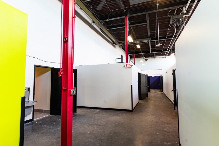 More Photos Of 20 W 14th Ave, North Kansas City Coworking Space