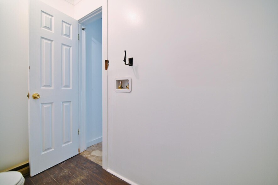 More Photos Of 1759 US Hwy Bsn 340 W, Stanley Auto Dealership For Sale