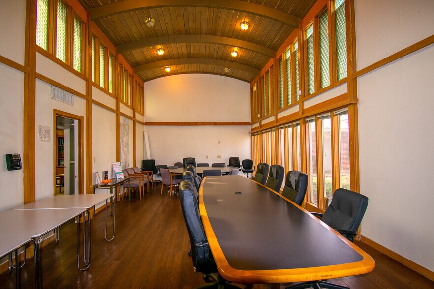 More Photos Of 408 W 45th St, Austin Medical For Sale