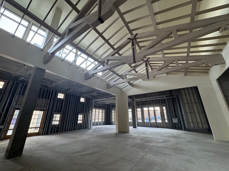 More Photos Of 5925-5939 W Sunset Blvd, Los Angeles Office Residential For Lease