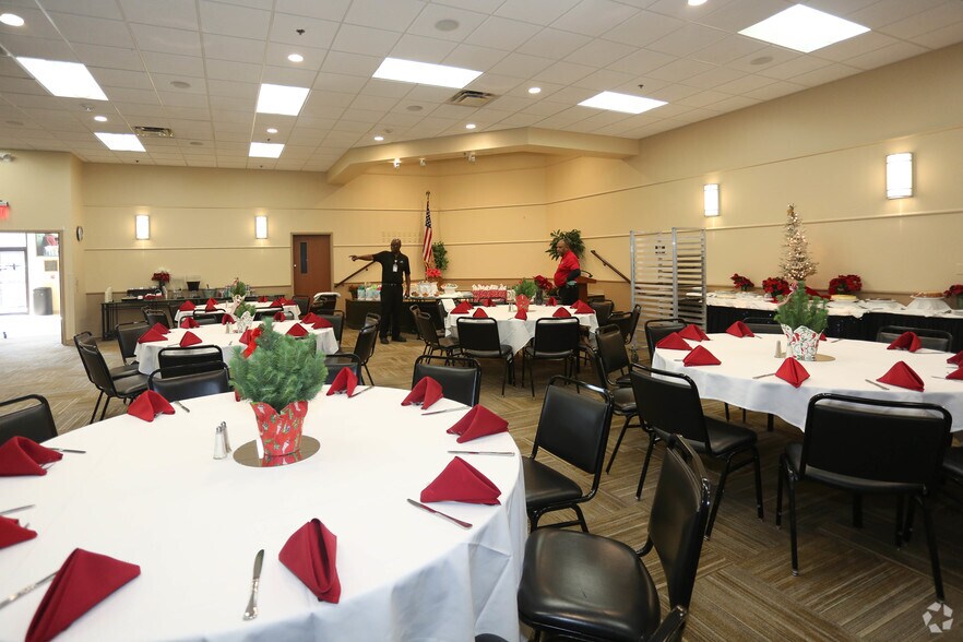 More Photos Of 12255 DePaul Dr, Bridgeton Medical For Lease