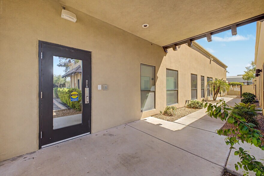 More Photos Of 7534 E 2nd St, Scottsdale Medical For Lease