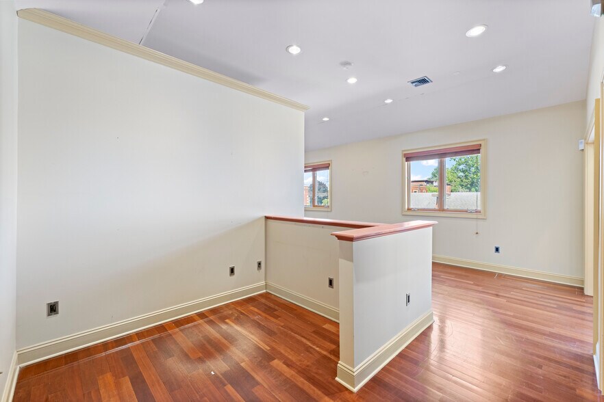 More Photos Of 613 Amboy Ave, Perth Amboy Medical For Lease