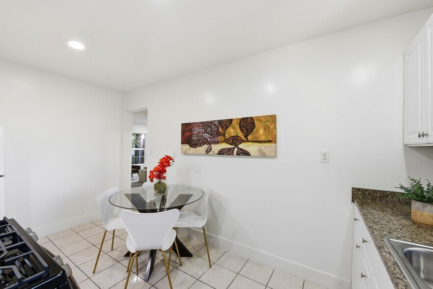 More Photos Of 2115 University Ave, Mountain View Multifamily For Sale