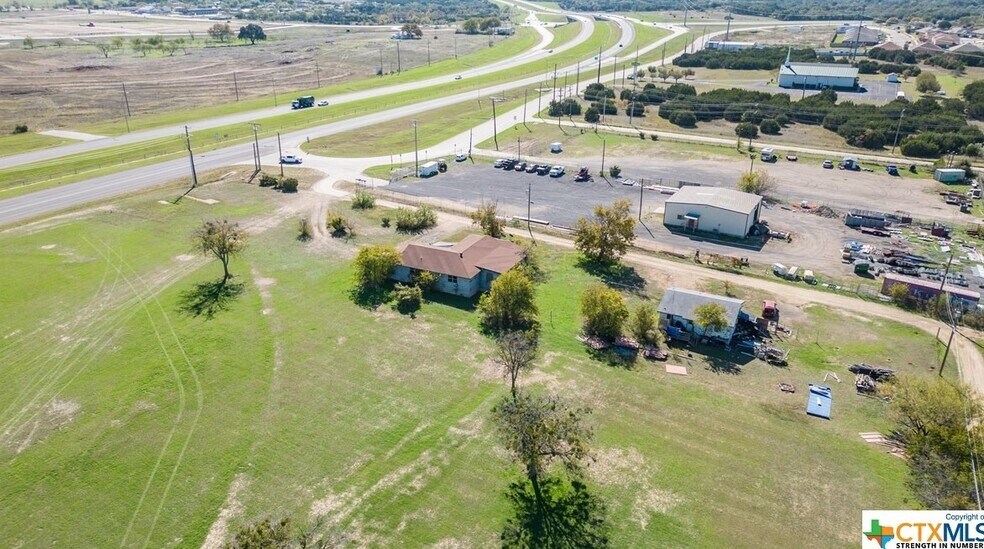More Photos Of 6111 & 6301 S Fort Hood St, Killeen Office For Sale