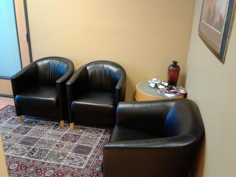 More Photos Of 4425 E Agave Rd, Phoenix Office For Lease