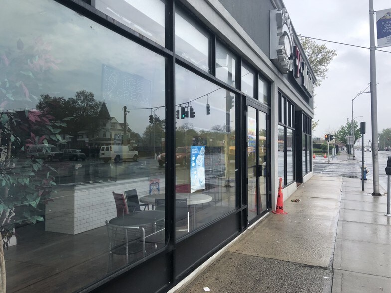 More Photos Of 112 Fulton Ave, Hempstead Freestanding For Lease