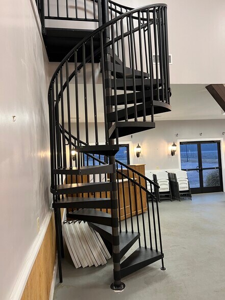 More Photos Of 230 Lee Road 71, Camp Hill Winery Vineyard For Sale