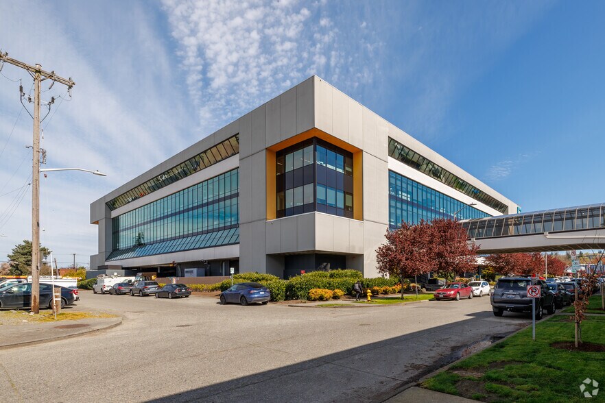 More Photos Of 5601 6th Ave S, Seattle Office For Lease