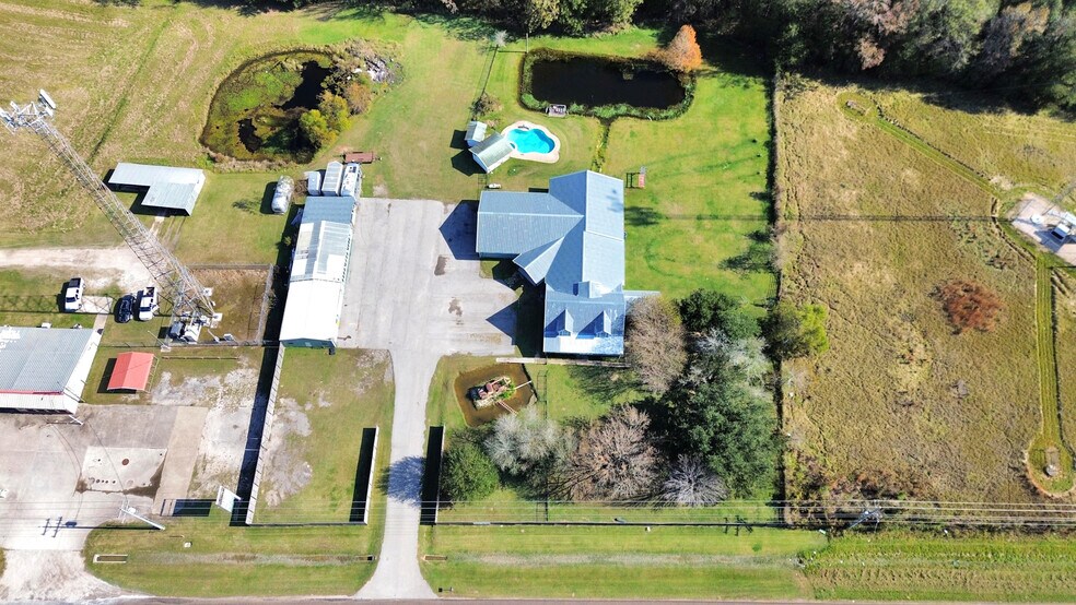 More Photos Of 17188 Highway 321, Dayton Specialty For Sale