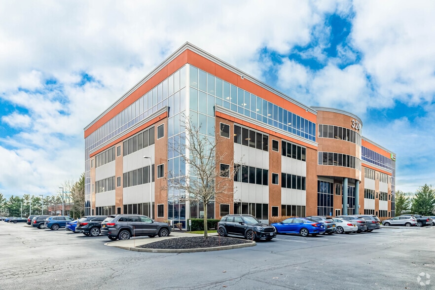 More Photos Of 324 S Service Rd, Melville Office For Lease