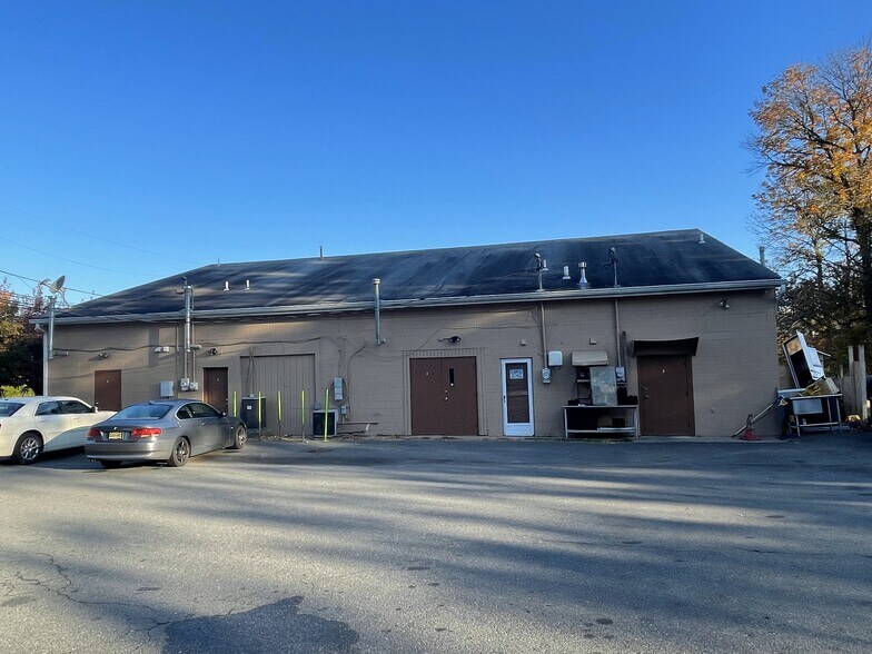 More Photos Of 1505 Parkway Ave, Ewing Storefront Retail Office For Sale