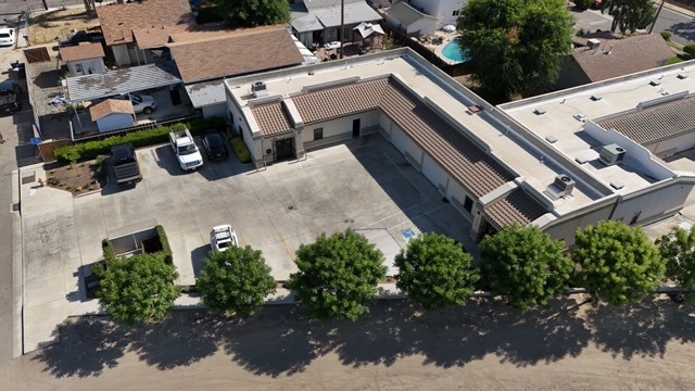 Primary Photo Of 1234 W Murray Ave, Visalia Flex For Lease