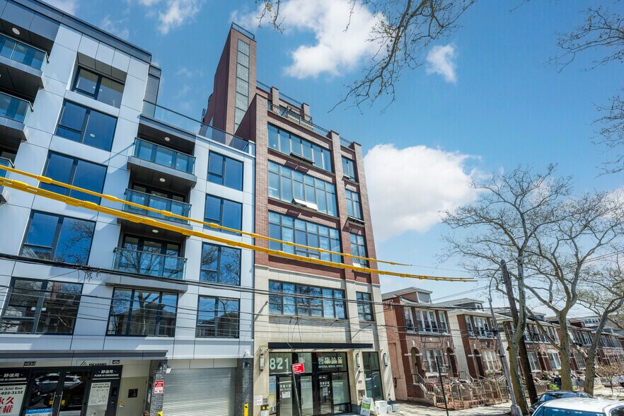 More Photos Of 821 45th St, Brooklyn Office For Lease