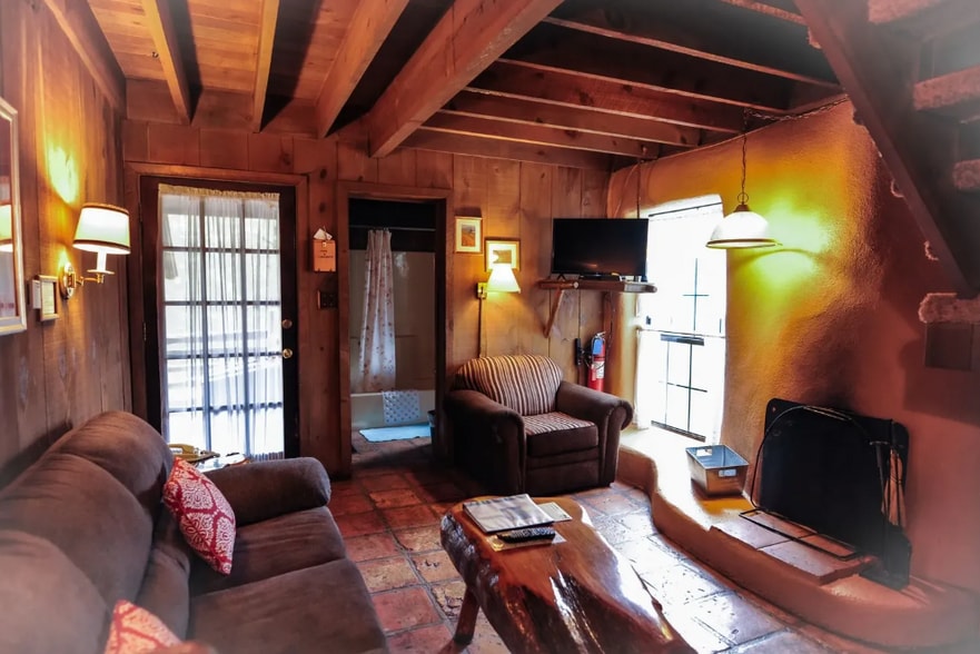 More Photos Of 88 Main St, Pinos Altos Hotel For Sale