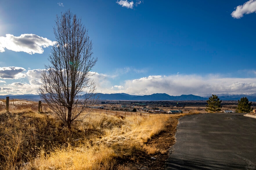 More Photos Of 1460 Overlook Dr, Lafayette Manufacturing For Lease