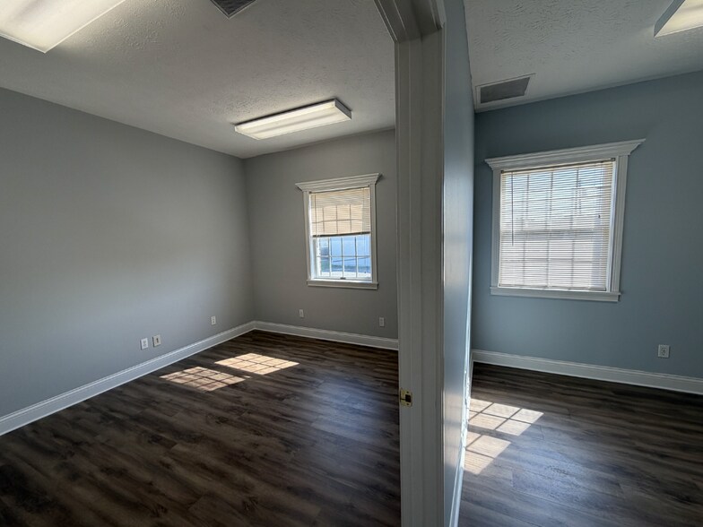 More Photos Of 7800 Cooper Rd, Montgomery Medical For Lease