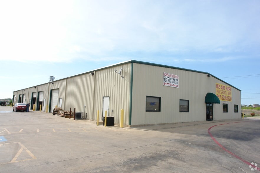 Primary Photo Of 5940 Kroger Dr, Fort Worth Warehouse For Lease
