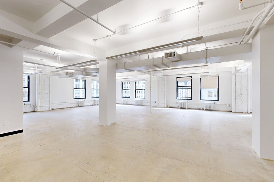 More Photos Of 225 Broadway, New York Office For Lease