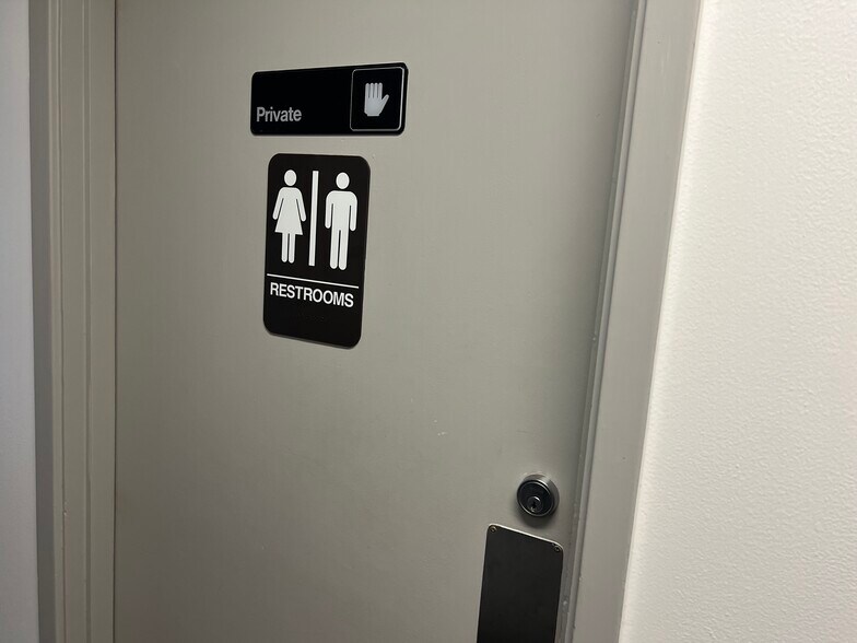 More Photos Of 3021 Telegraph Ave, Berkeley Office For Sale