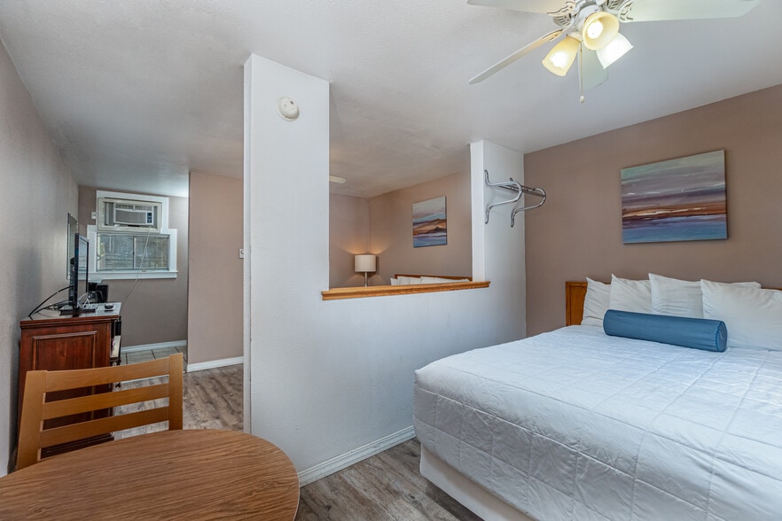 More Photos Of 21625 Highway 160, Durango Hotel For Sale