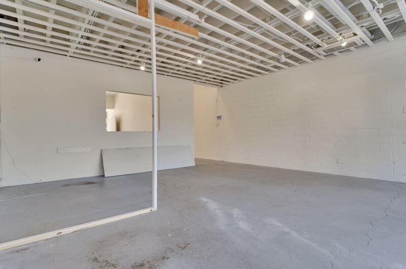 More Photos Of 462 S Palm Canyon Dr, Palm Springs Storefront Retail Office For Lease