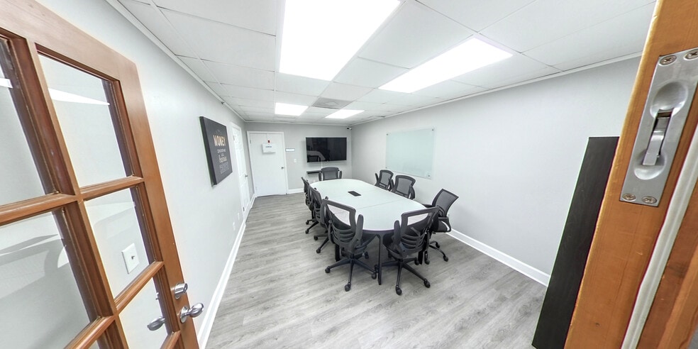 More Photos Of 1734 Kingsley Ave, Orange Park Office For Sale