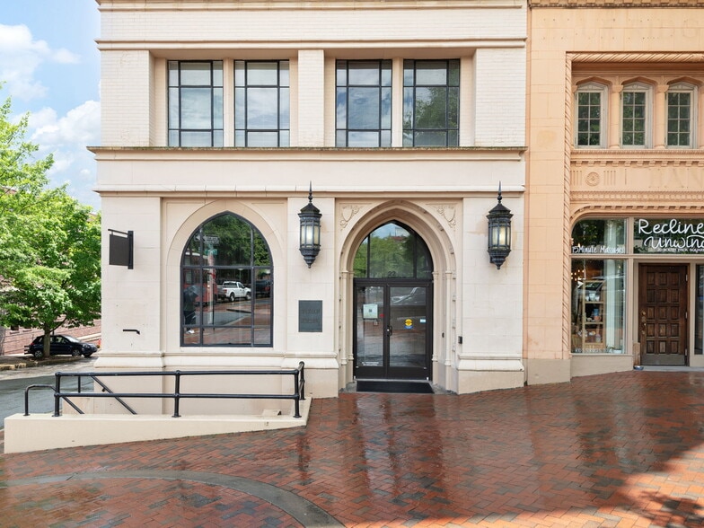 More Photos Of 22 S Pack Sq, Asheville Office For Lease