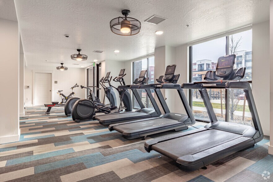 More Photos Of 1925 W North Temple, Salt Lake City Apartments For Lease