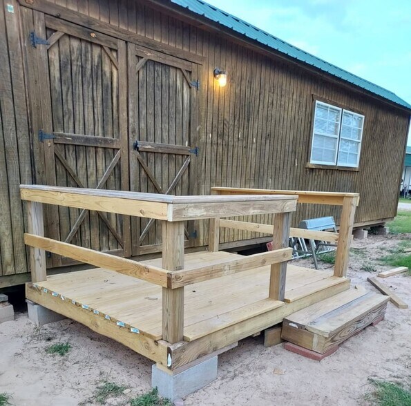 More Photos Of 13099 US Highway 259 S, Mount Enterprise Trailer Camper Park For Sale