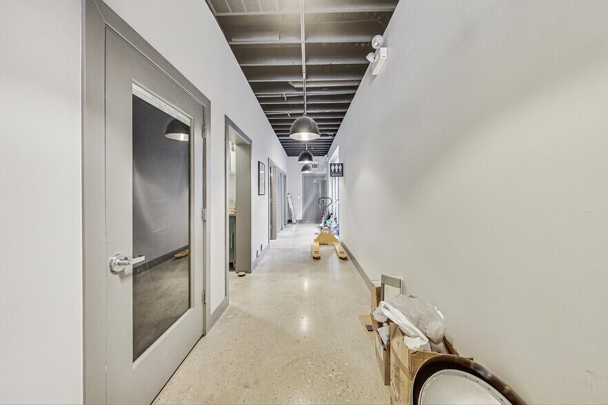 More Photos Of 3316-3318 N Halsted St, Chicago Apartments For Lease