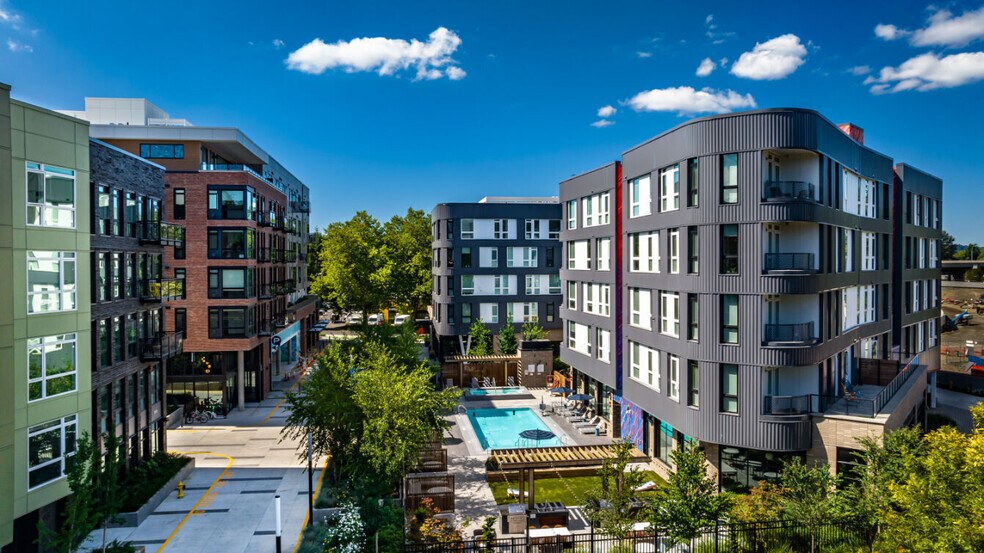 More Photos Of 17620 NE 69th Ct, Redmond Apartments For Lease