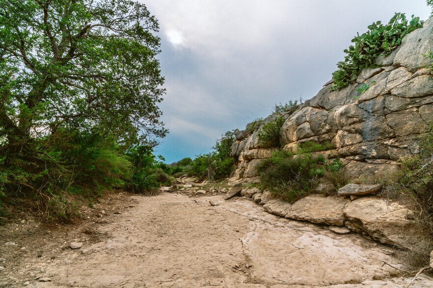 More Photos Of County Road 1865, Langtry Land For Sale