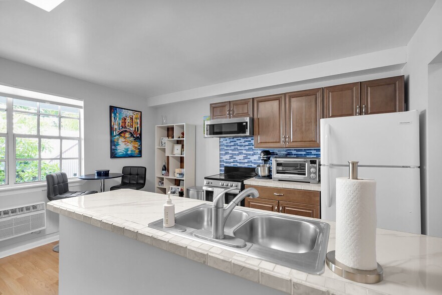 More Photos Of 912 Pohalski St, Key West Multifamily For Sale