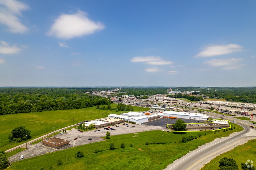 More Photos Of 4011 Fort Campbell Blvd, Hopkinsville Storefront Retail Office For Sale
